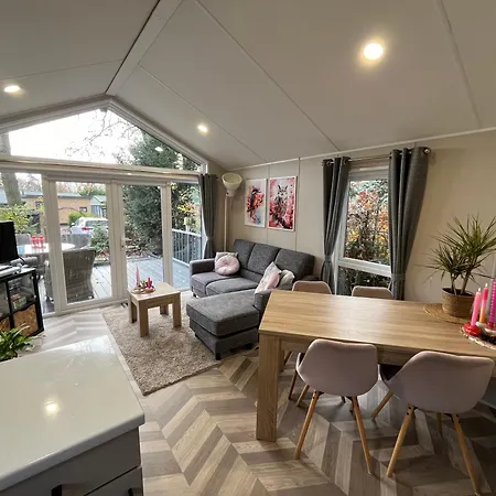 Chalet Nieuw! Boshuisje Veenvink Op Landgoed De Ijsvogel